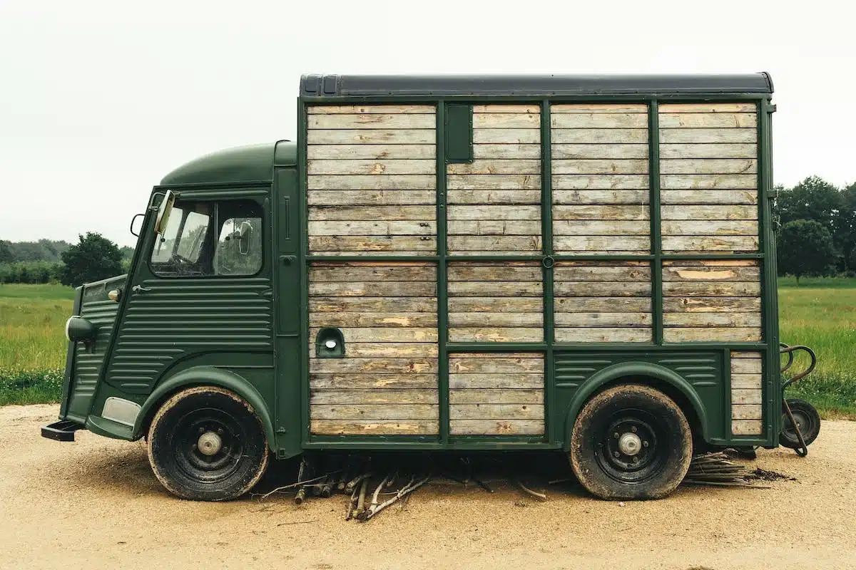 camion fourgon