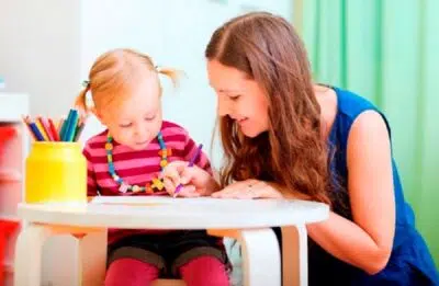 Comment trouver un job de baby-sitter