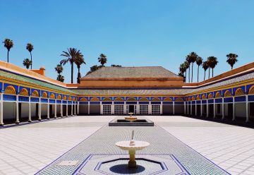 Préparez votre valise pour un voyage au Maroc en avril : à quoi s'attendre ?