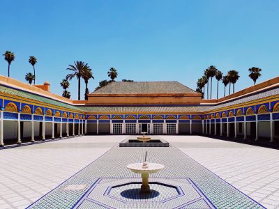 Préparez votre valise pour un voyage au Maroc en avril : à quoi s'attendre ?